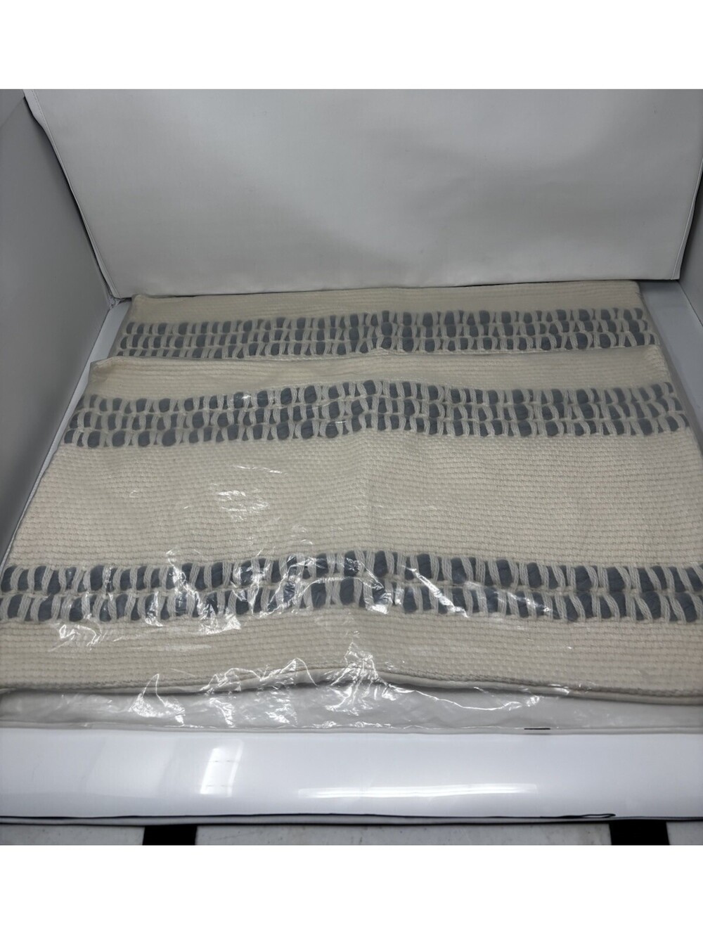 Pottery Barn Reed Striped Lumbar Pillow Cover 16”x26” Ivory NEW Set of 2